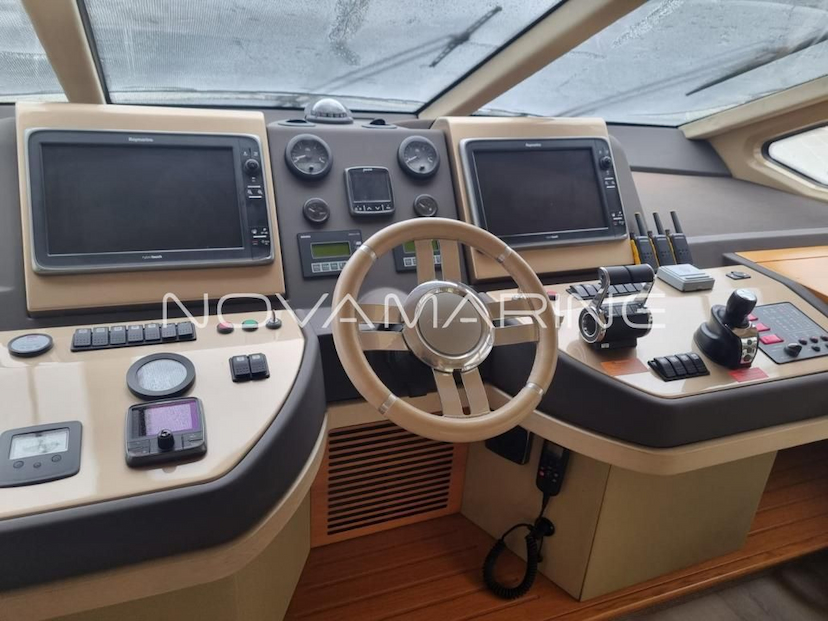 Foto do veículo AZIMUT  60   0 KM 6.900.000,00