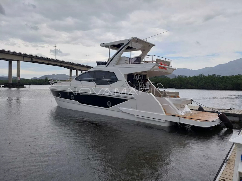 Foto do veículo SEDNA  54   0 MILHAS 3.800.000,00