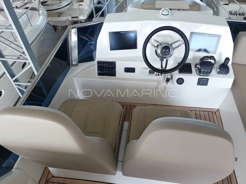Foto do veículo SEDNA  54   0 MILHAS 3.800.000,00