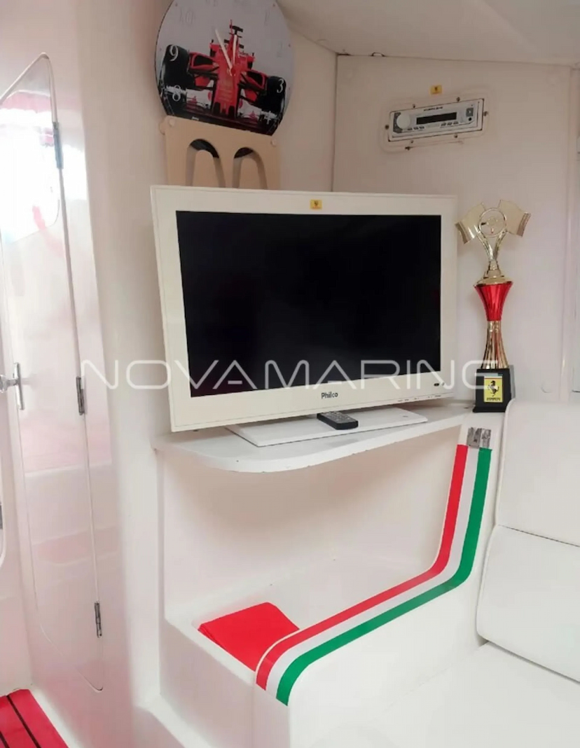 Foto do veículo MAGNUM  42   0 MILHAS 350.000,00
