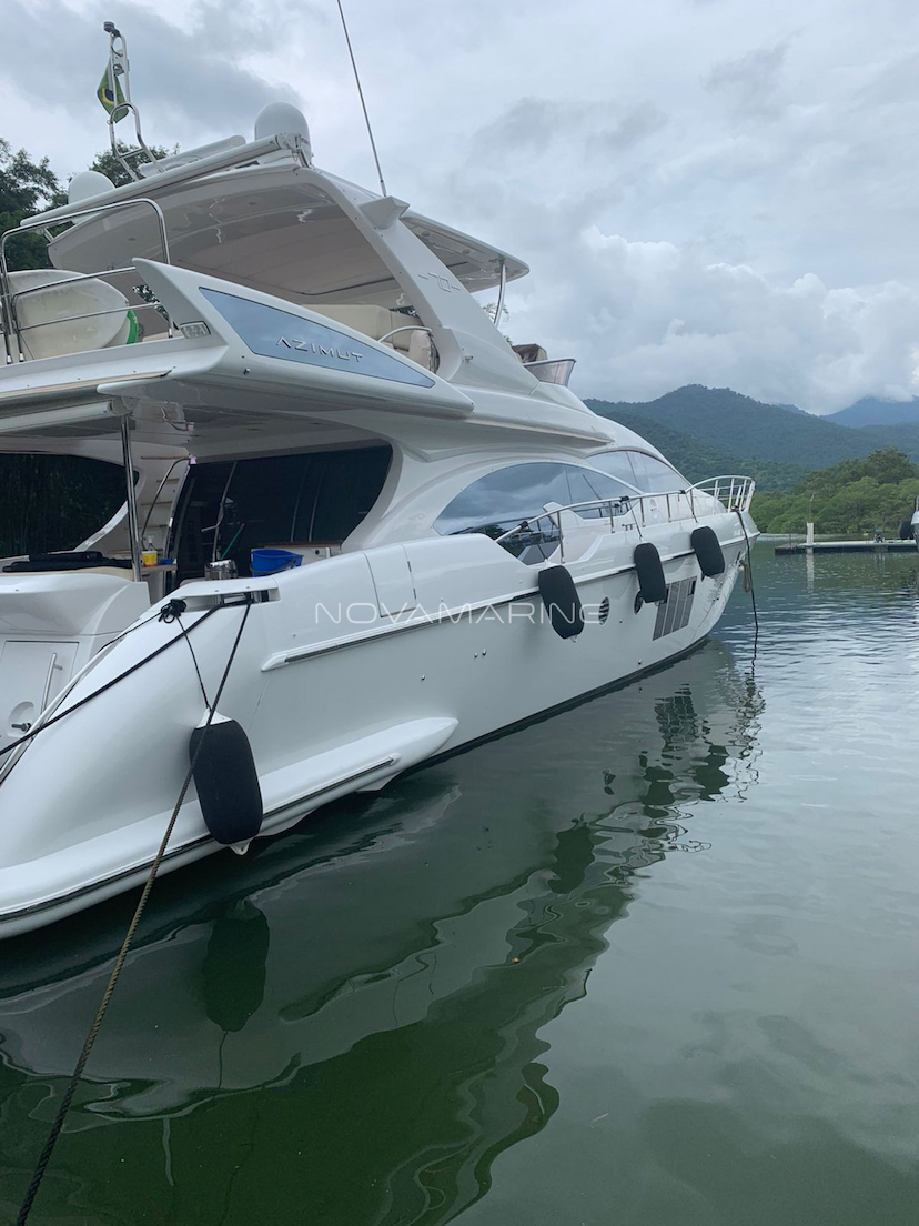 Foto do veículo AZIMUT  70   0 MILHAS 14.500.000,00
