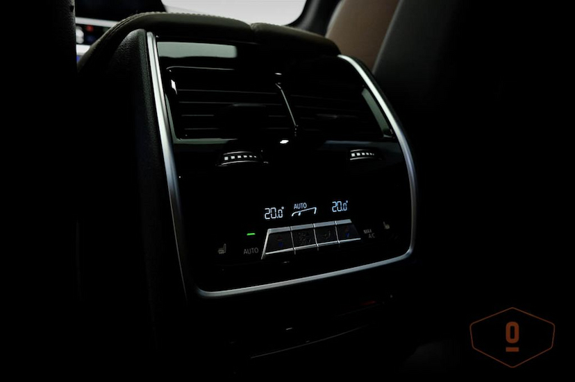 Foto do veículo BMW X7 M50I 2021 4.010 KM 1.180.000,00