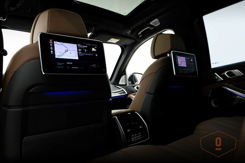 Foto do veículo BMW X7 M50I 2021 4.010 KM 1.180.000,00