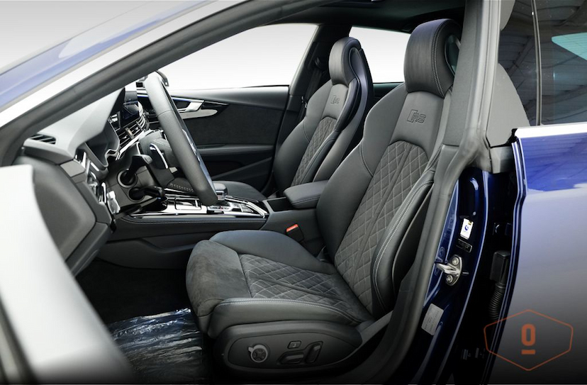 Foto do veículo AUDI RS 5 SPORTBACK 2021 6.674 KM 730.000,00
