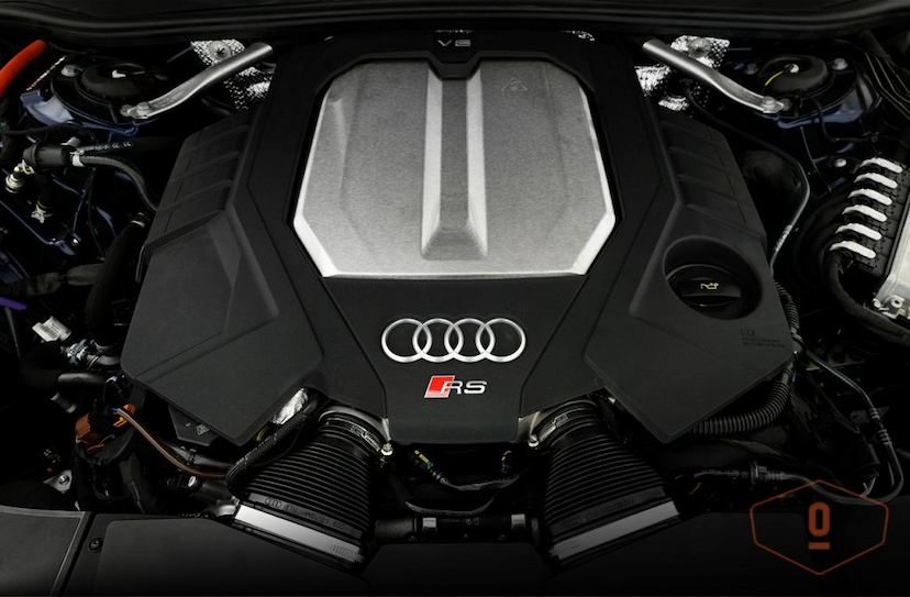 Foto do veículo AUDI RS 6 AVANT 2021 5.498 KM 1.270.000,00
