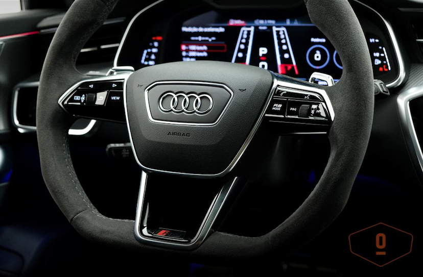 Foto do veículo AUDI RS 6 AVANT 2021 5.498 KM 1.270.000,00