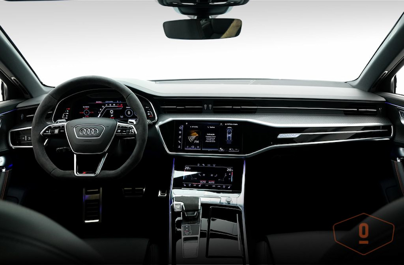Foto do veículo AUDI RS 6 AVANT 2021 583 KM 1.300.000,00