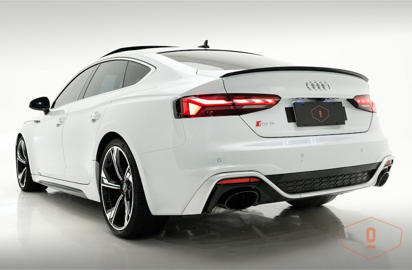 Foto do veículo AUDI RS 5 SPORTBACK 2021 17.132 KM 690.000,00