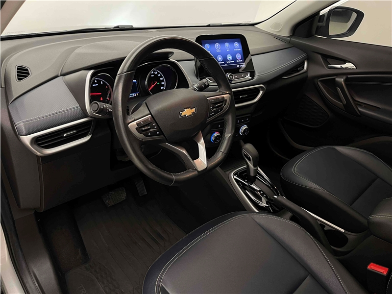 Foto do veículo CHEVROLET TRACKER 1.2 TURBO FLEX PREMIER AUTOMÁTICO 2021 34.984 KM 119.900,00