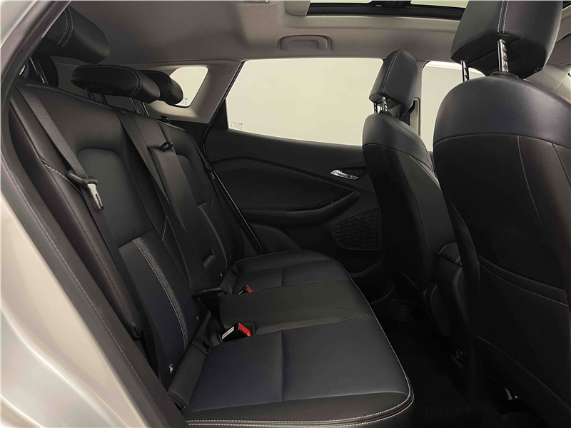 Foto do veículo CHEVROLET TRACKER 1.2 TURBO FLEX PREMIER AUTOMÁTICO 2021 34.984 KM 119.900,00