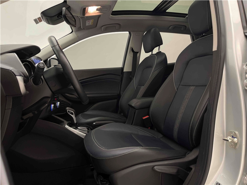 Foto do veículo CHEVROLET TRACKER 1.2 TURBO FLEX PREMIER AUTOMÁTICO 2021 34.984 KM 119.900,00
