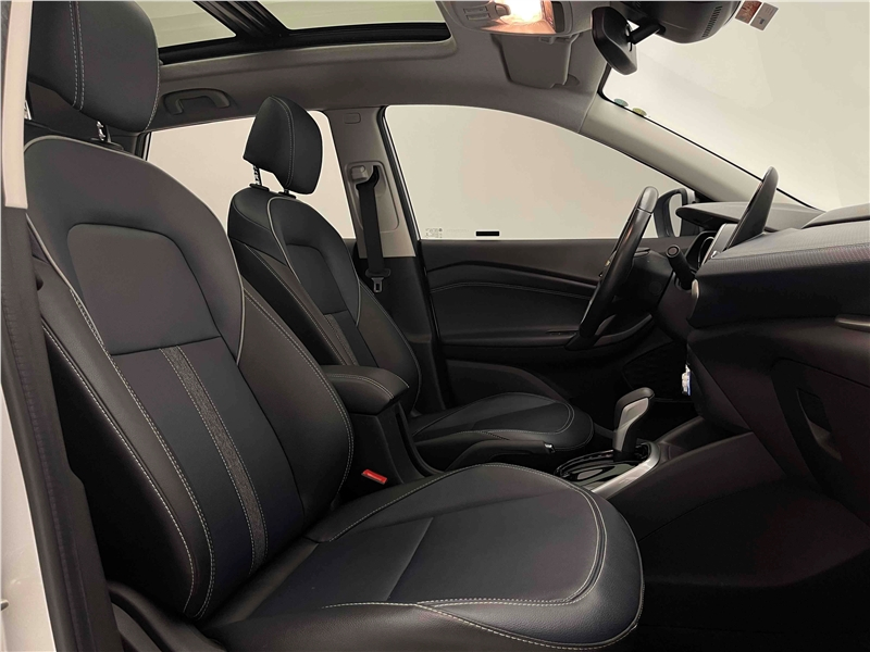 Foto do veículo CHEVROLET TRACKER 1.2 TURBO FLEX PREMIER AUTOMÁTICO 2021 34.984 KM 119.900,00