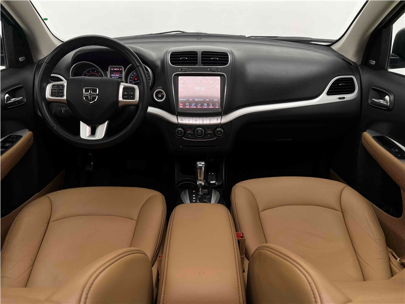 Foto do veículo DODGE JOURNEY 3.6 RT V6 GASOLINA 4P AUTOMÁTICO 2018 57.772 KM 95.900,00