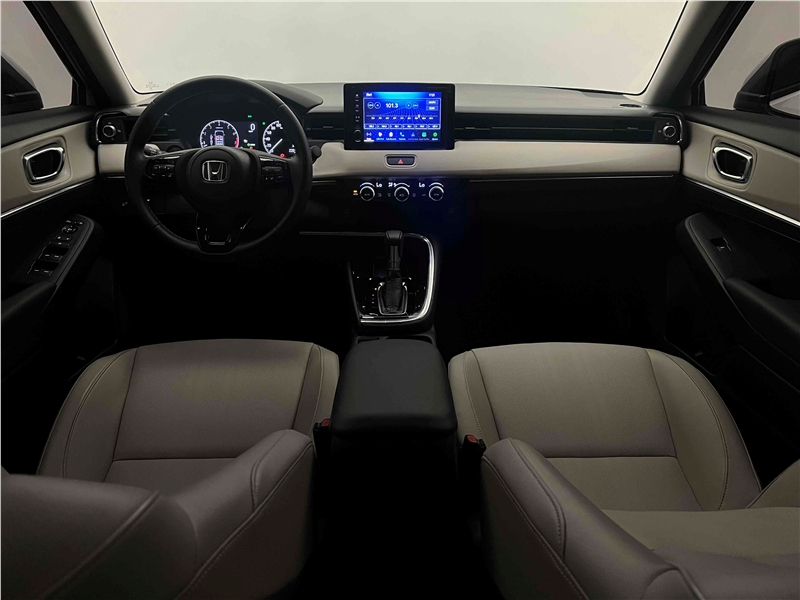 Foto do veículo HONDA HR-V 1.5 DI I-VTEC TURBO FLEX TOURING CVT 2023 3.302 KM 184.900,00