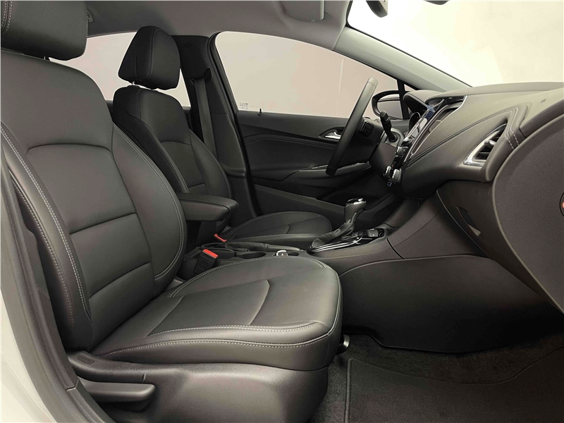 Foto do veículo CHEVROLET CRUZE 1.4 TURBO LTZ 16V FLEX 4P AUTOMÁTICO 2023 11.881 KM 125.900,00