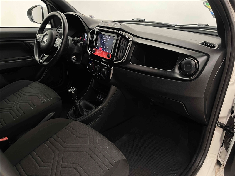 Foto do veículo FIAT STRADA 1.3 FIREFLY FLEX FREEDOM CS MANUAL 2022 21.454 KM 86.900,00