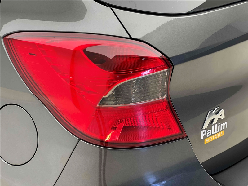 Foto do veículo FORD KA 1.0 TI-VCT FLEX SE MANUAL 2021 27.812 KM 53.900,00