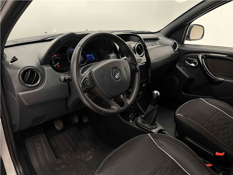 Foto do veículo RENAULT DUSTER OROCH 1.6 16V FLEX DYNAMIQUE 4P MANUAL 2016 85.677 KM 71.900,00