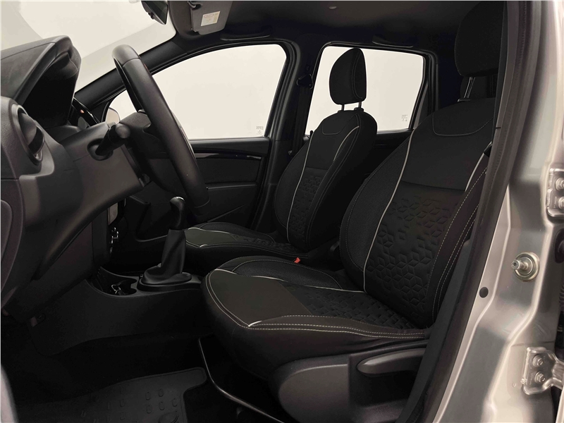 Foto do veículo RENAULT DUSTER OROCH 1.6 16V FLEX DYNAMIQUE 4P MANUAL 2016 85.677 KM 71.900,00