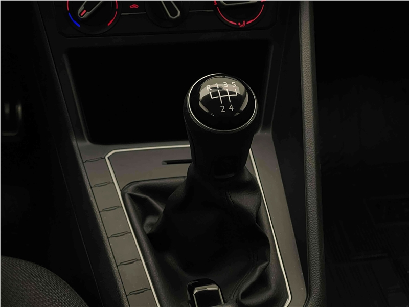 Foto do veículo VOLKSWAGEN VIRTUS 1.6 MSI TOTAL FLEX MANUAL 2022 23.989 KM 77.900,00