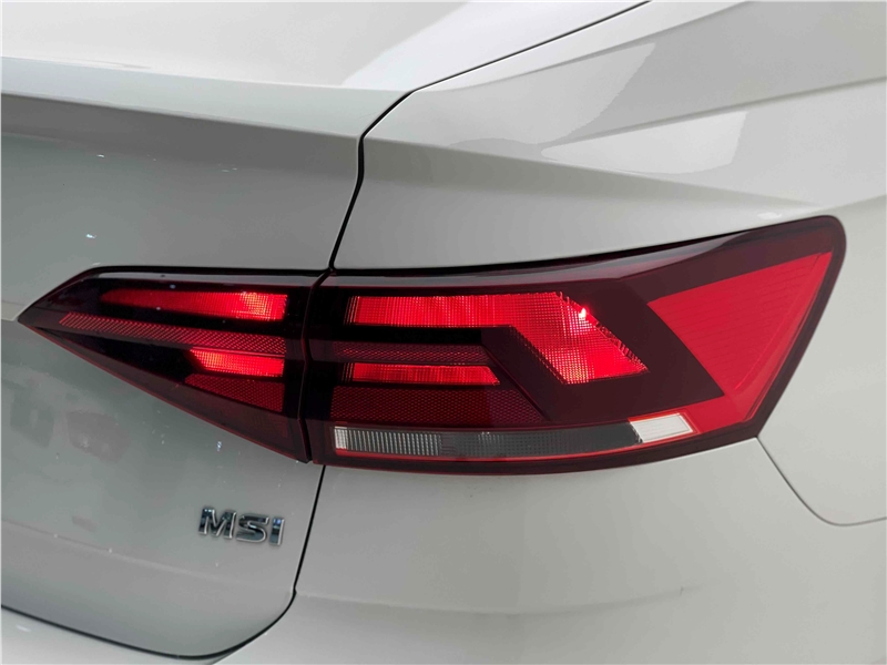 Foto do veículo VOLKSWAGEN VIRTUS 1.6 MSI TOTAL FLEX MANUAL 2022 23.989 KM 77.900,00