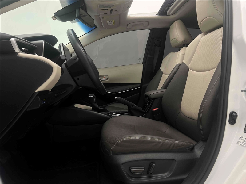 Foto do veículo TOYOTA COROLLA 1.8 VVT-I HYBRID FLEX ALTIS PREMIUM CVT 2022 13.466 KM 160.900,00