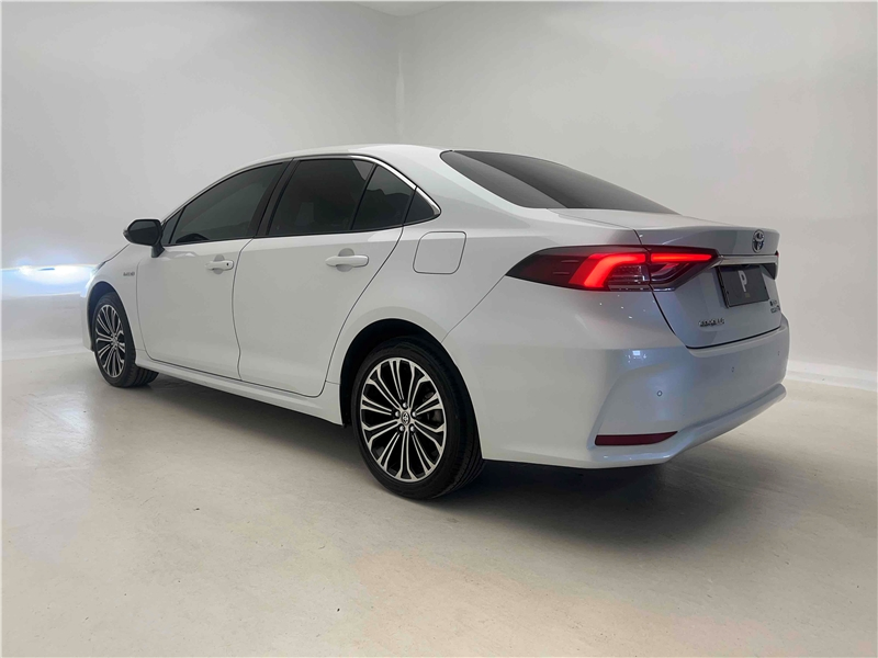 Foto do veículo TOYOTA COROLLA 1.8 VVT-I HYBRID FLEX ALTIS PREMIUM CVT 2022 13.466 KM 160.900,00