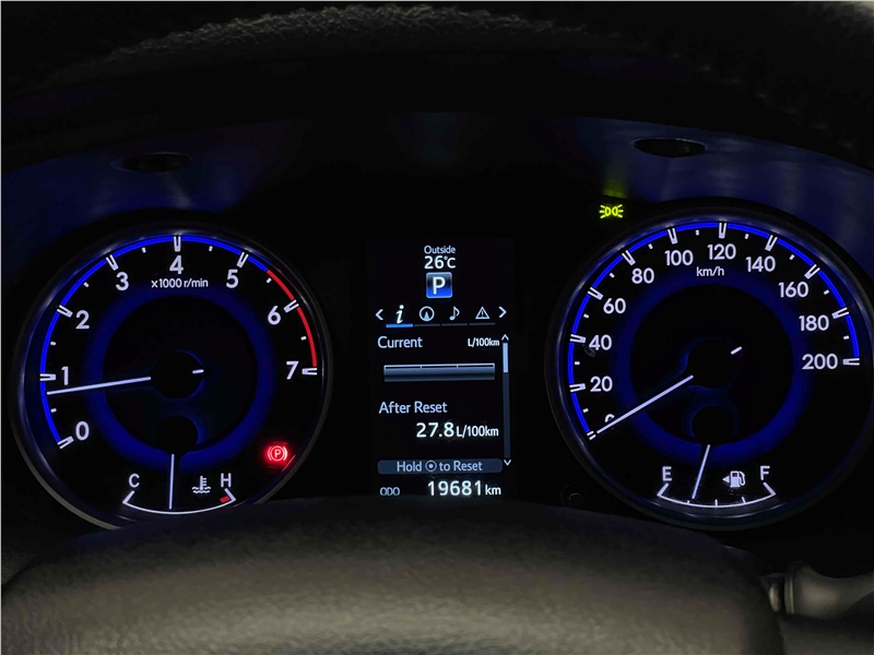 Foto do veículo TOYOTA HILUX 2.7 SRV 4X2 CD 16V FLEX 4P AUTOMÁTICO 2019 19.681 KM 170.900,00