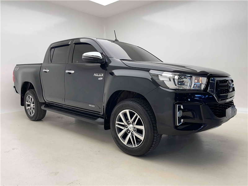 Foto do veículo TOYOTA HILUX 2.7 SRV 4X2 CD 16V FLEX 4P AUTOMÁTICO 2019 19.681 KM 170.900,00