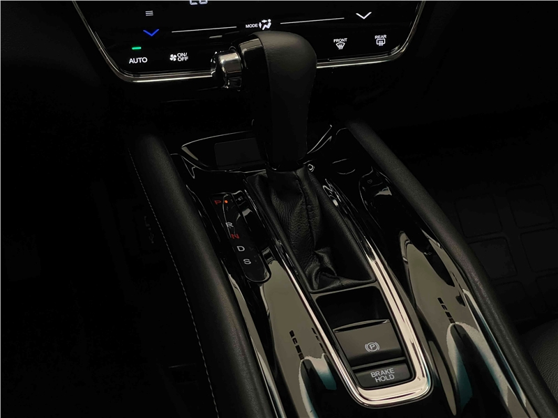 Foto do veículo HONDA HR-V 1.8 16V FLEX EXL 4P AUTOMÁTICO 2019 58.496 KM 105.900,00