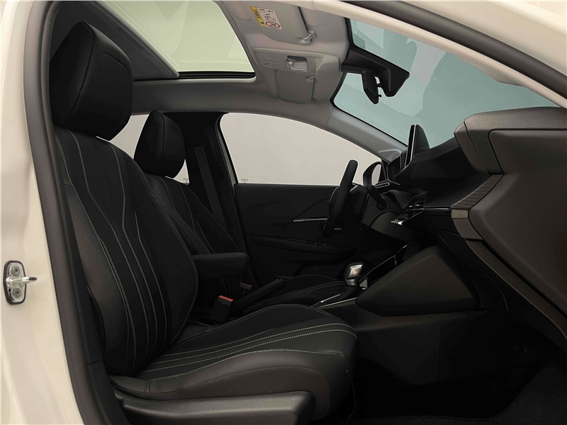 Foto do veículo PEUGEOT 208 1.6 16V FLEX GRIFFE AT6 2023 2.581 KM 98.900,00