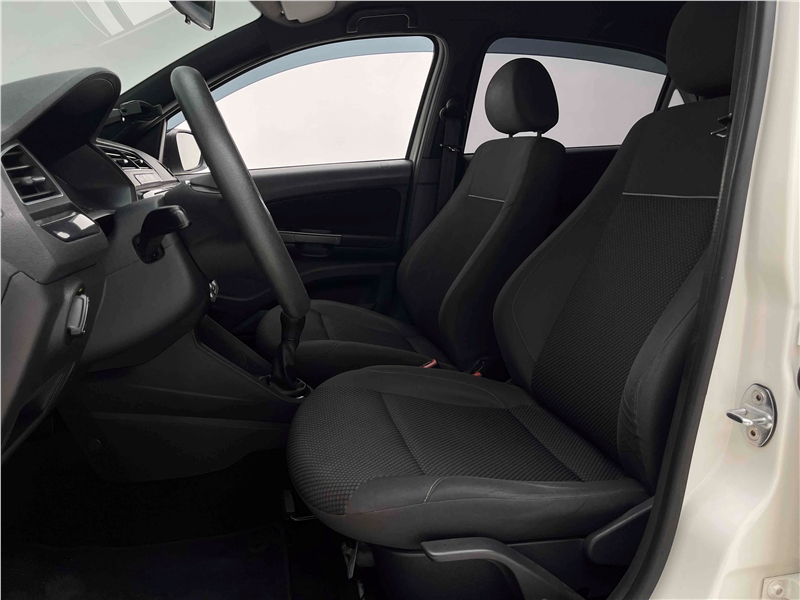 Foto do veículo VOLKSWAGEN GOL 1.0 12V MPI TOTALFLEX TRACK 4P MANUAL 2018 65.265 KM 50.900,00
