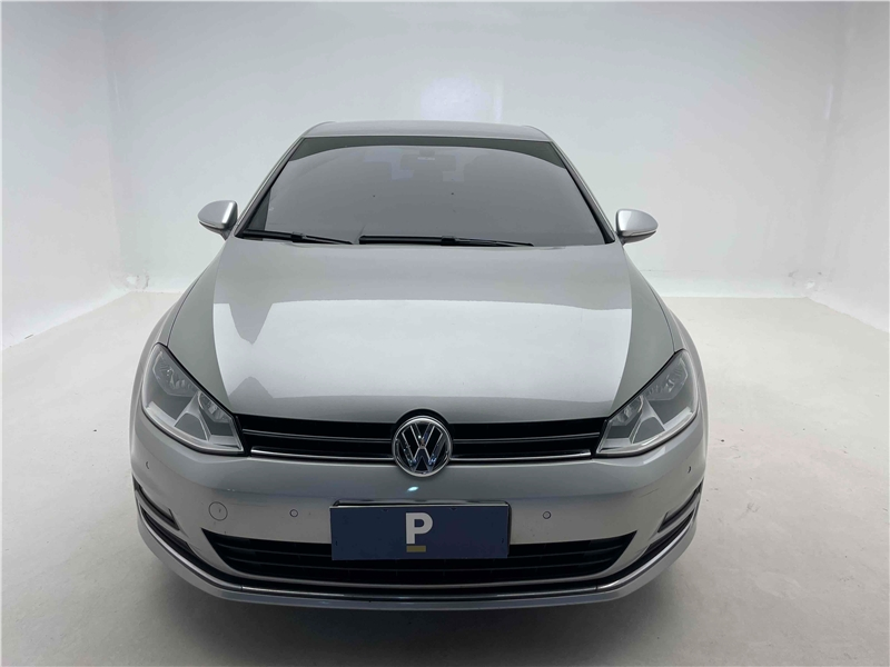 Foto do veículo VOLKSWAGEN GOLF 1.4 TSI HIGHLINE 16V GASOLINA 4P AUTOMÁTICO 2015 79.624 KM 79.900,00