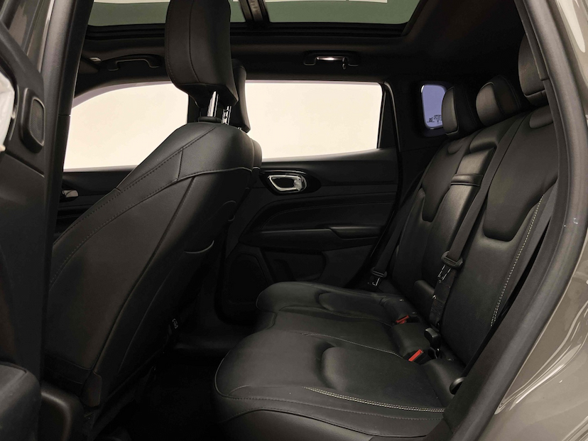 Foto do veículo JEEP COMPASS 1.3 T270 TURBO FLEX S AT6 2023 25.591 KM 175.900,00