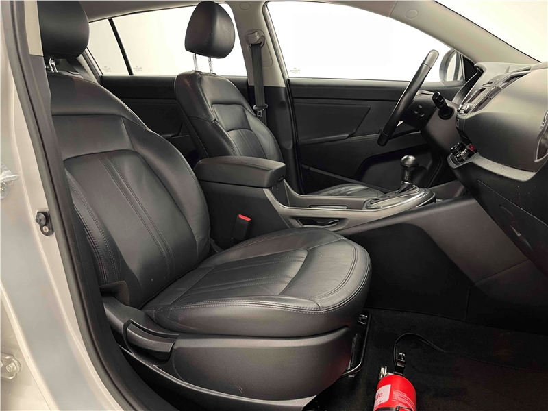Foto do veículo KIA SPORTAGE 2.0 EX 4X2 16V FLEX 4P AUTOMÁTICO 2013 102.857 KM 69.900,00