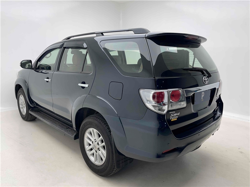 Foto do veículo TOYOTA HILUX SW4 3.0 SRV 4X4 16V TURBO INTERCOOLER DIESEL 4P AUTOMÁTICO 2014 224.064 KM 135.900,00