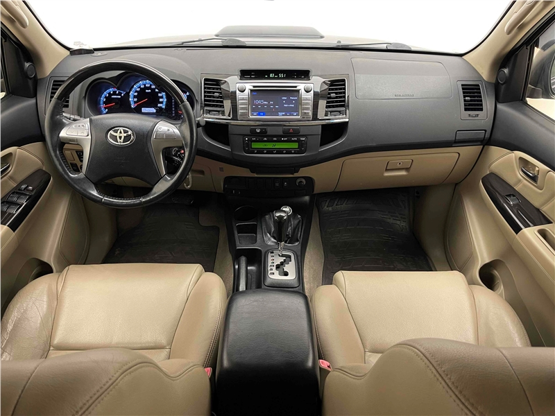 Foto do veículo TOYOTA HILUX SW4 3.0 SRV 4X4 16V TURBO INTERCOOLER DIESEL 4P AUTOMÁTICO 2014 224.064 KM 135.900,00