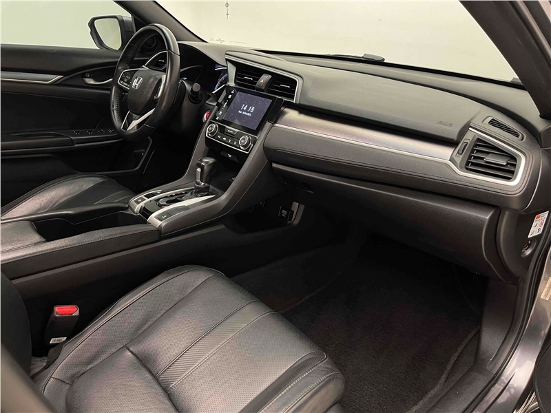 Foto do veículo HONDA CIVIC 1.5 16V TURBO GASOLINA TOURING 4P CVT 2019 55.617 KM 128.900,00