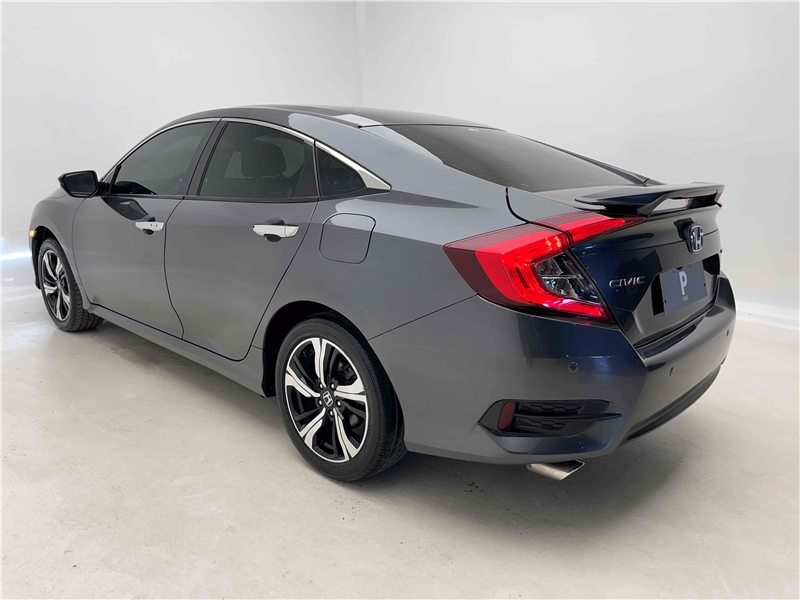 Foto do veículo HONDA CIVIC 1.5 16V TURBO GASOLINA TOURING 4P CVT 2019 55.617 KM 128.900,00
