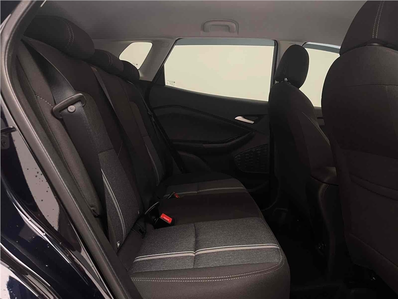 Foto do veículo CHEVROLET TRACKER 1.0 TURBO FLEX LT AUTOMÁTICO 2023 1.368 KM 114.900,00