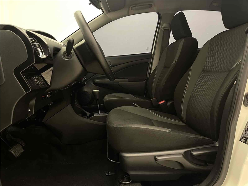 Foto do veículo TOYOTA ETIOS 1.5 X PLUS 16V FLEX 4P AUTOMÁTICO 2020 26.285 KM 69.900,00