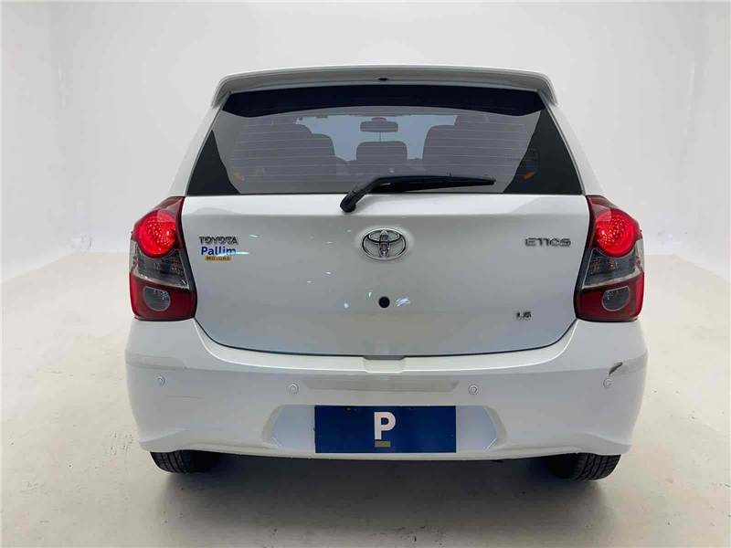 Foto do veículo TOYOTA ETIOS 1.5 X PLUS 16V FLEX 4P AUTOMÁTICO 2020 26.285 KM 69.900,00