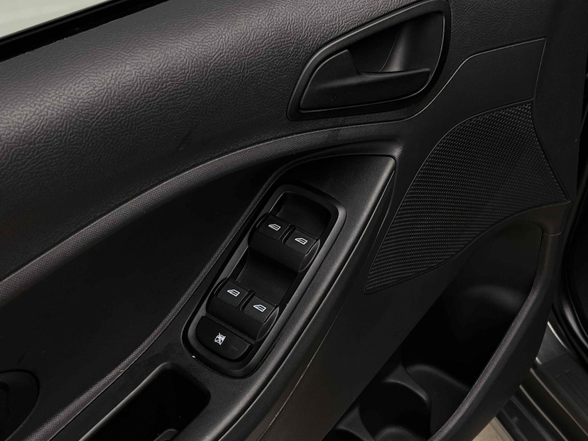 Foto do veículo FORD KA 1.5 TI-VCT FLEX SE PLUS SEDAN AUTOMÁTICO 2019 72.034 KM 55.900,00