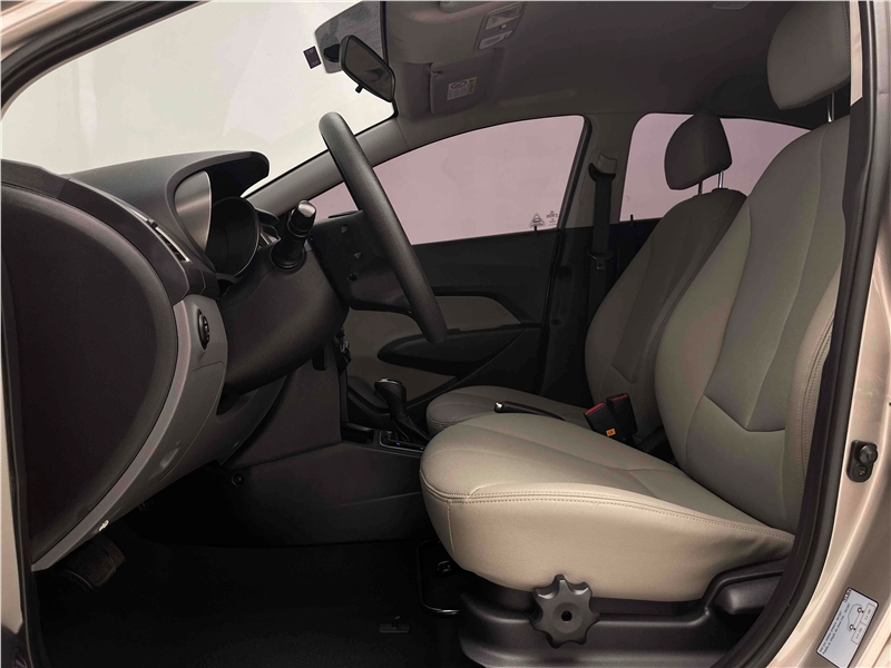 Foto do veículo HYUNDAI HB20S 1.6 COMFORT PLUS 16V FLEX 4P AUTOMÁTICO 2018 63.610 KM 64.900,00