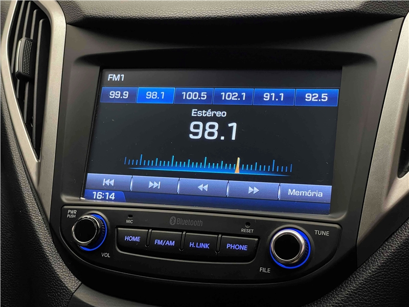 Foto do veículo HYUNDAI HB20S 1.6 COMFORT PLUS 16V FLEX 4P AUTOMÁTICO 2018 63.610 KM 64.900,00