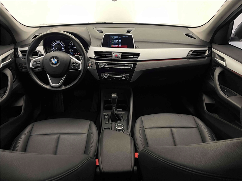 Foto do veículo BMW X1 2.0 16V TURBO ACTIVEFLEX SDRIVE20I 4P AUTOMÁTICO 2019 47.926 KM 151.900,00