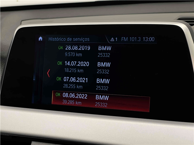 Foto do veículo BMW X1 2.0 16V TURBO ACTIVEFLEX SDRIVE20I 4P AUTOMÁTICO 2019 47.926 KM 151.900,00