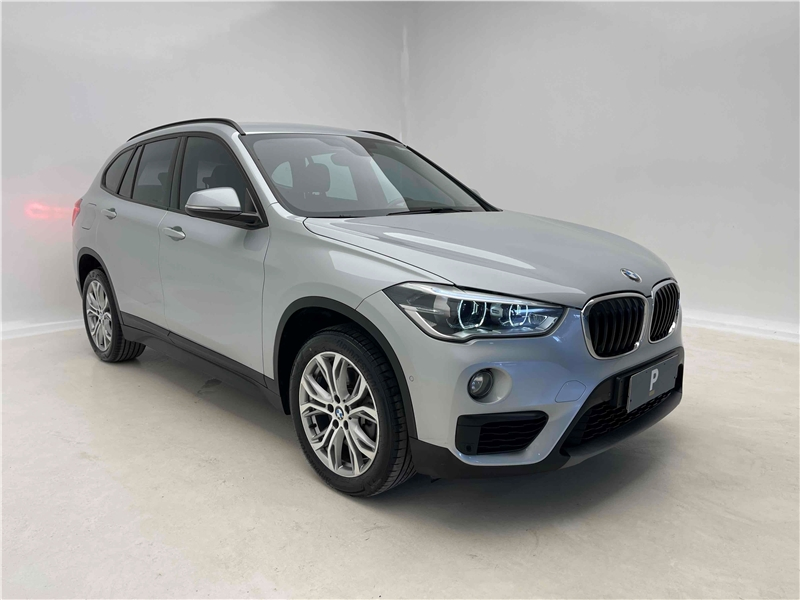 Foto do veículo BMW X1 2.0 16V TURBO ACTIVEFLEX SDRIVE20I 4P AUTOMÁTICO 2019 47.926 KM 151.900,00