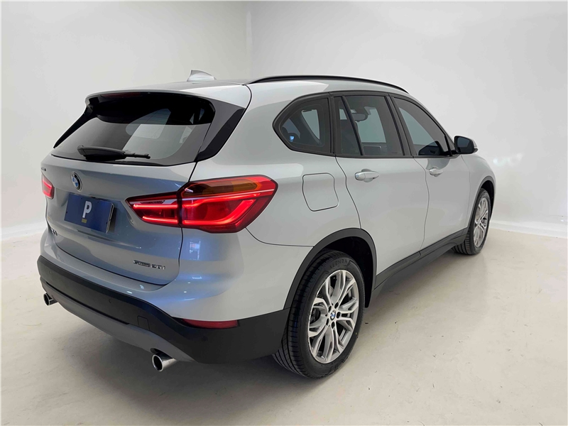 Foto do veículo BMW X1 2.0 16V TURBO ACTIVEFLEX SDRIVE20I 4P AUTOMÁTICO 2019 47.926 KM 151.900,00