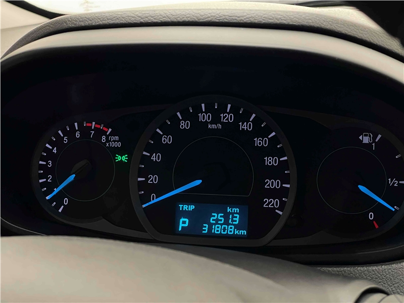 Foto do veículo FORD KA 1.5 TI-VCT FLEX SE AUTOMÁTICO 2019 31.808 KM 56.900,00